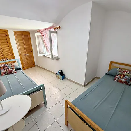 Maridea - Via Dragonara Ponza